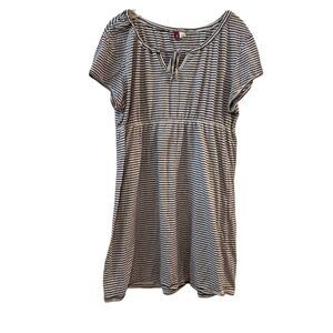 Divided Women's Size 12 Black & White Striped Short Sleeve Dress